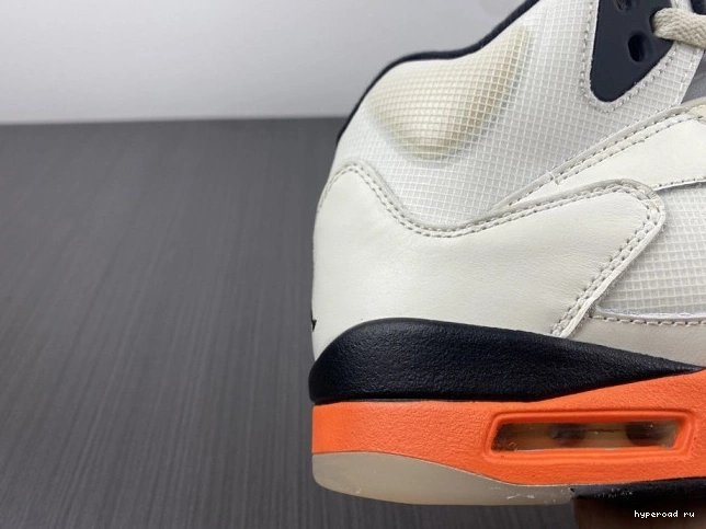 5 Total Orange DC1060-100 Retro Jordan 0802
